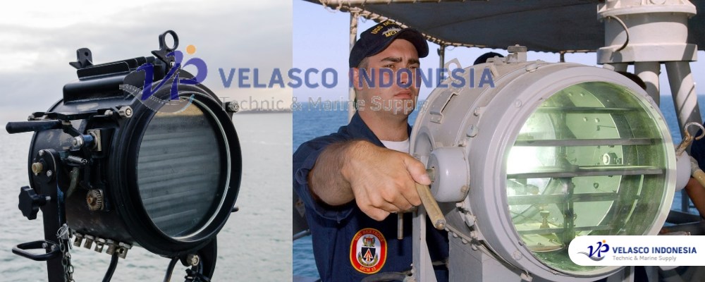 Jenis Lampu Navigasi Kapal